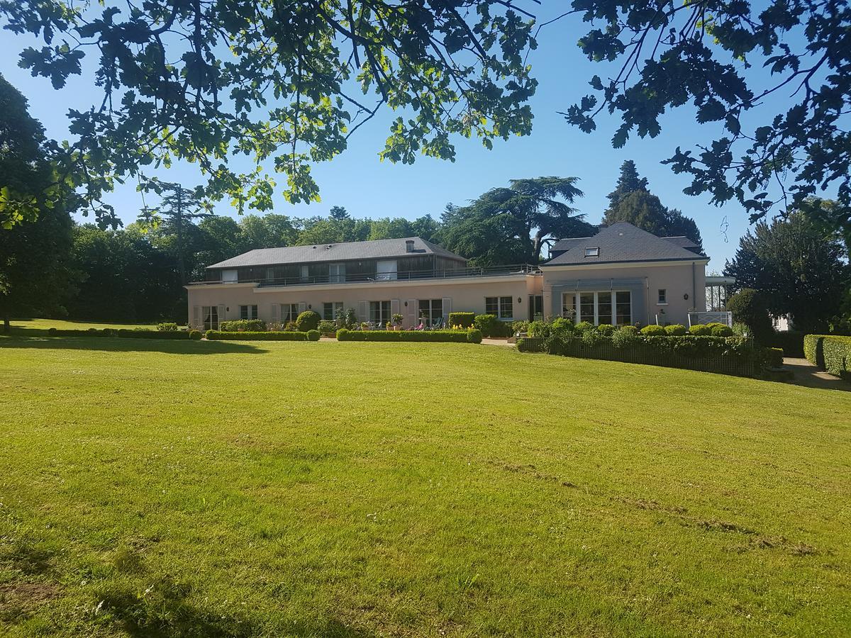 Les Mazeraies Maison D'Hotes Avec Spa Savonnières Esterno foto